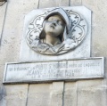 Plaque Porte Saint-Honoré - Jeanne d'Arc, 163 rue Saint-Honoré, Paris 1.jpg
